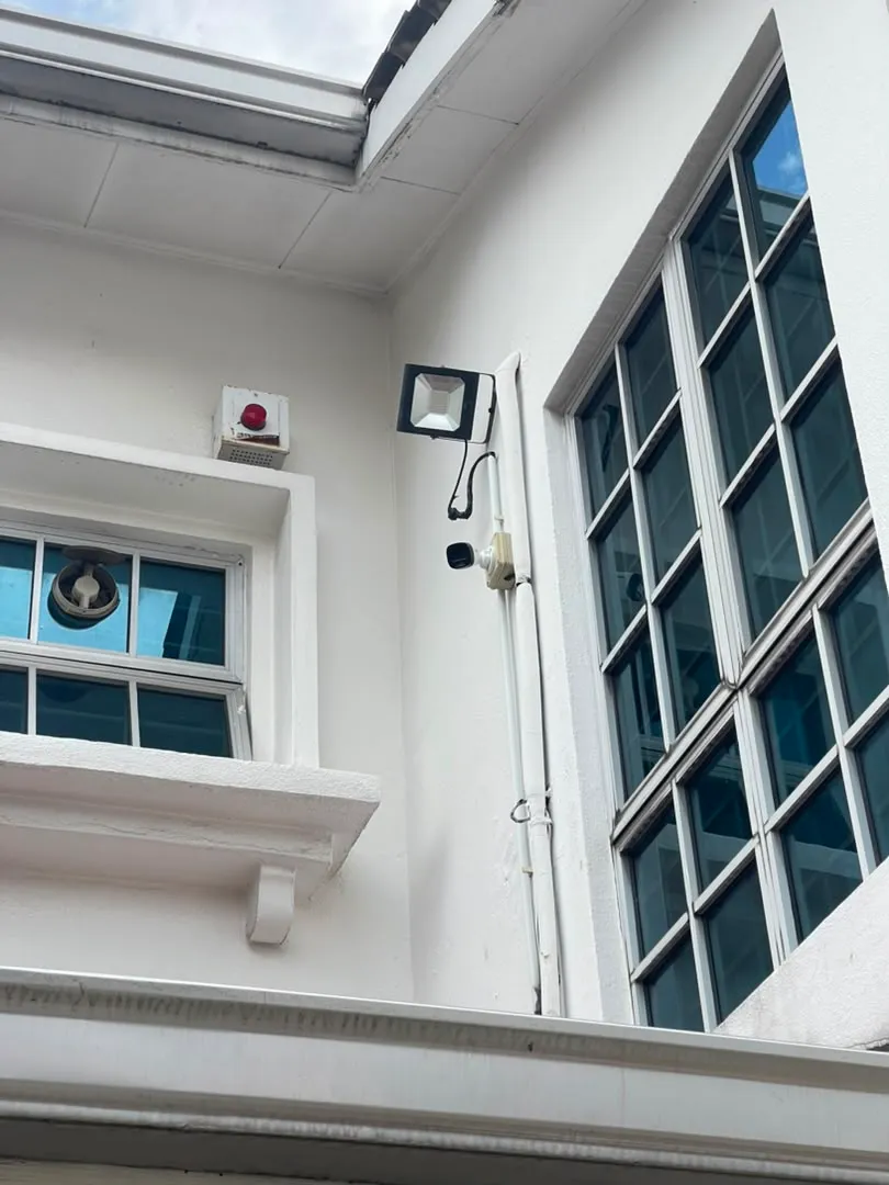 Pemasangan analog & ip oleh HSS WirelessCCTV