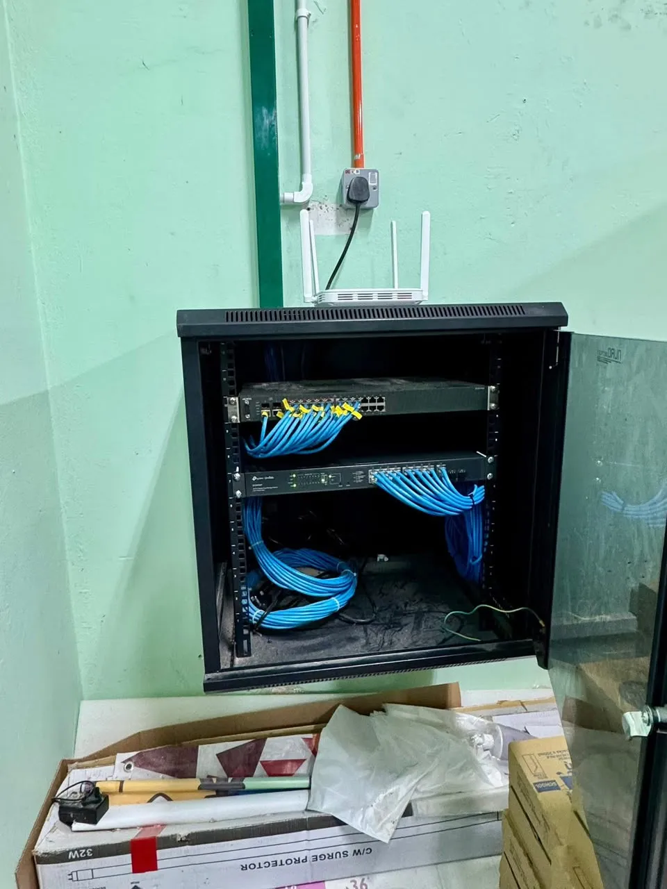 Pemasangan kerajaan & komersial oleh HSS WirelessCCTV