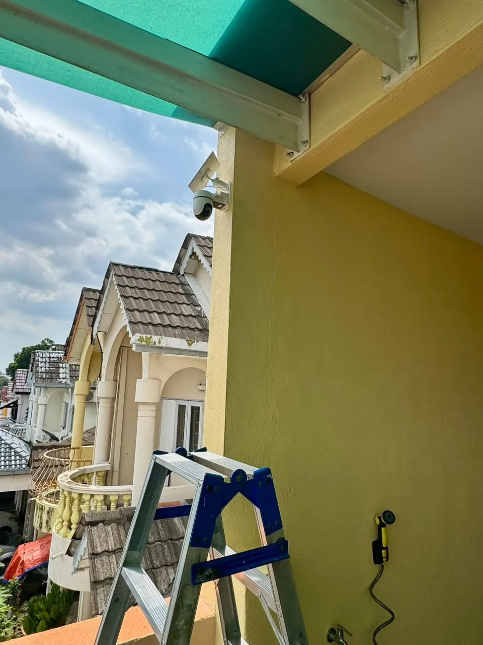 Pemasangan solar oleh HSS WirelessCCTV