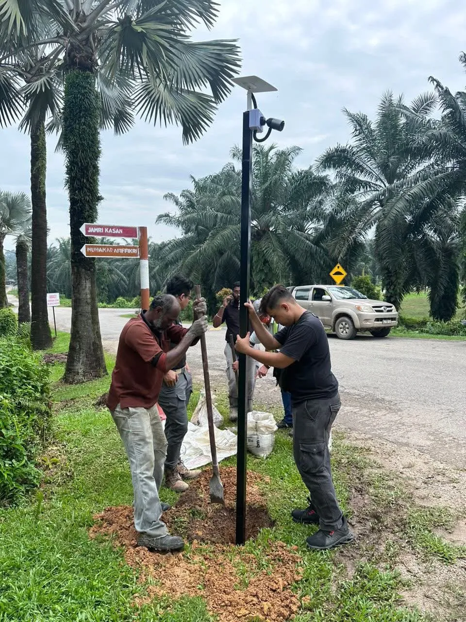Pemasangan solar oleh HSS WirelessCCTV